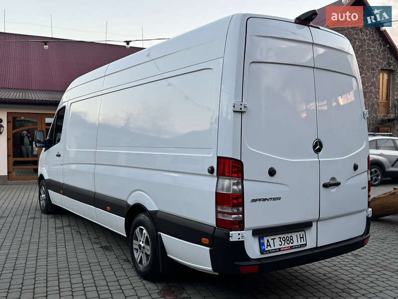 Грузопассажирский фургон Mercedes-Benz Sprinter 2015 в Иршаве фото 5 Грузопассажирский фургон Mercedes-Benz Sprinter 2015 в Иршаве