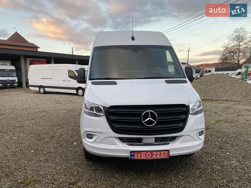 Грузовой фургон Mercedes-Benz Sprinter 2022 в Хусте
