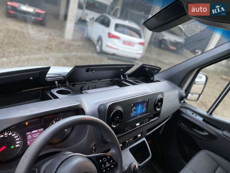 Грузовой фургон Mercedes-Benz Sprinter 2022 в Хусте