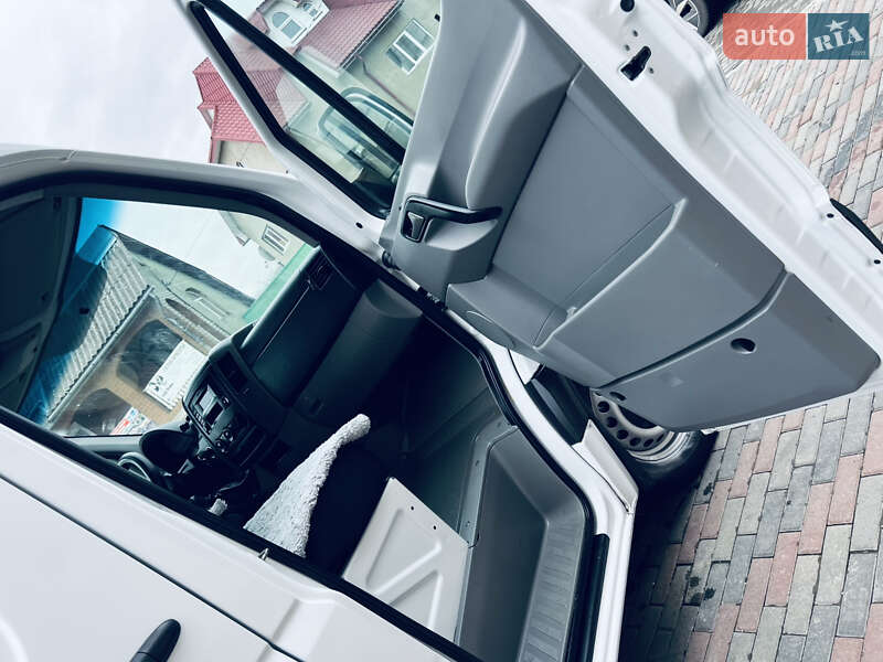 Грузовой фургон Mercedes-Benz Sprinter 2016 в Тячеве фото 18 Грузовой фургон Mercedes-Benz Sprinter 2016 в Тячеве