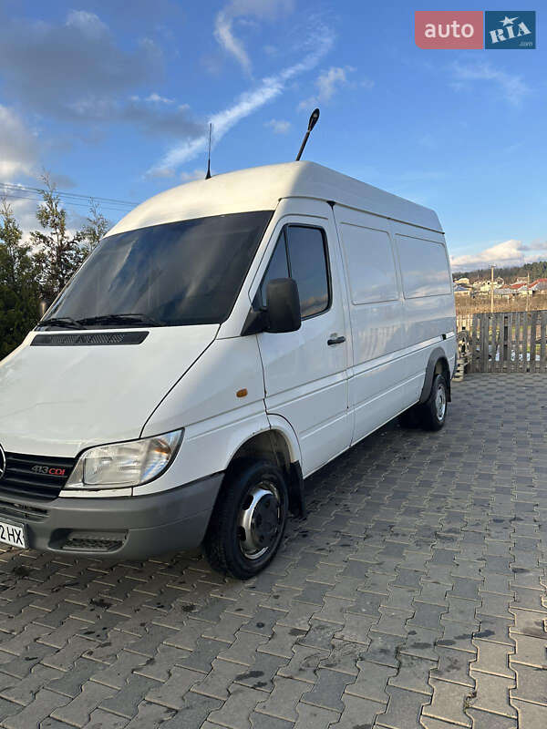Грузовой фургон Mercedes-Benz Sprinter 2001 в Иршаве