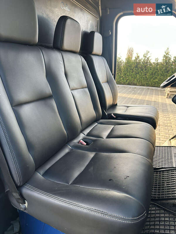 Грузовой фургон Mercedes-Benz Sprinter 2001 в Иршаве