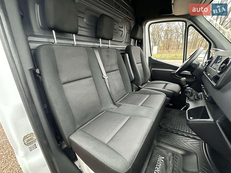 Грузовой фургон Mercedes-Benz Sprinter 2022 в Ровно фото 20 Грузовой фургон Mercedes-Benz Sprinter 2022 в Ровно