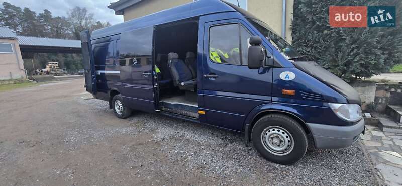 Mercedes-Benz Sprinter 2002