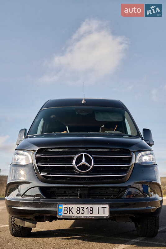 Минивэн Mercedes-Benz Sprinter 2019 в Ровно