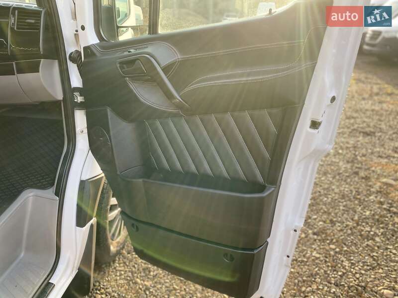 Грузопассажирский фургон Mercedes-Benz Sprinter 2018 в Мукачево