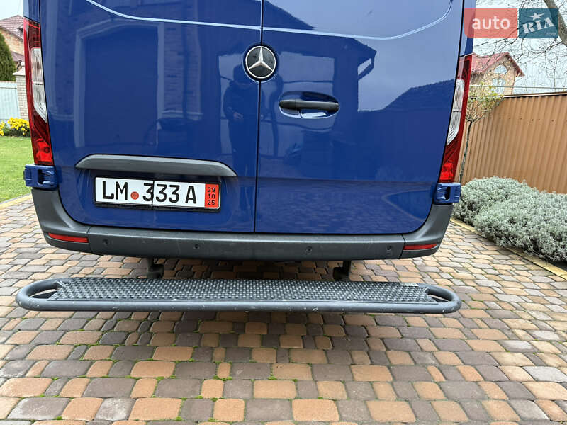 Грузовой фургон Mercedes-Benz Sprinter 2021 в Черновцах