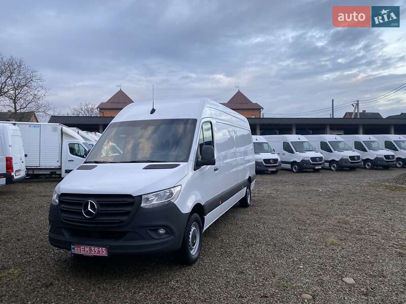 Mercedes-Benz Sprinter 2021