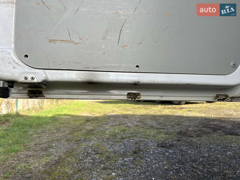 Микроавтобус грузовой (до 3,5т) Mercedes-Benz Sprinter 2005 в Долине