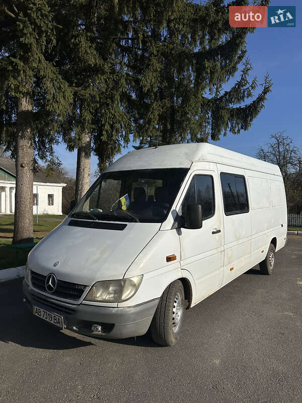 Грузопассажирский фургон Mercedes-Benz Sprinter 2003 в Виннице фото 5 Грузопассажирский фургон Mercedes-Benz Sprinter 2003 в Виннице