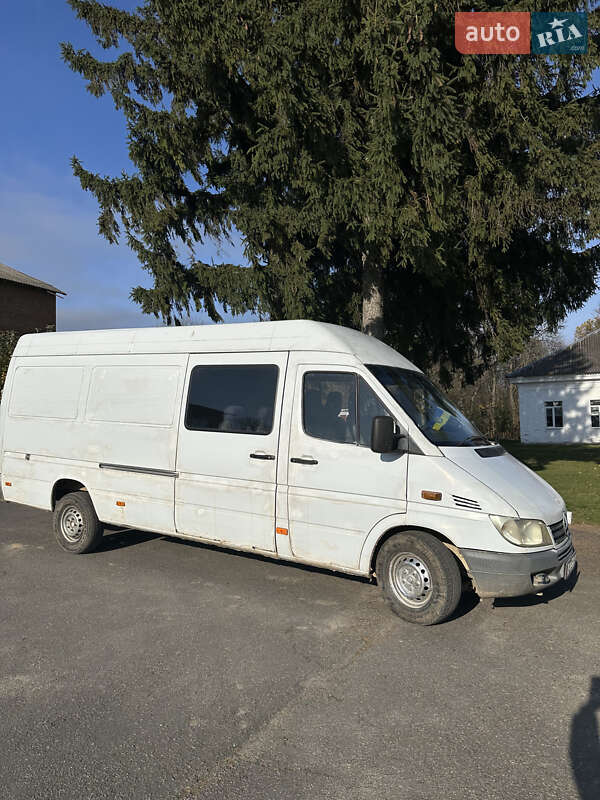 Грузопассажирский фургон Mercedes-Benz Sprinter 2003 в Виннице фото 25 Грузопассажирский фургон Mercedes-Benz Sprinter 2003 в Виннице