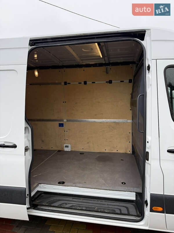 Вантажний фургон Mercedes-Benz Sprinter 2020 в Тернополі