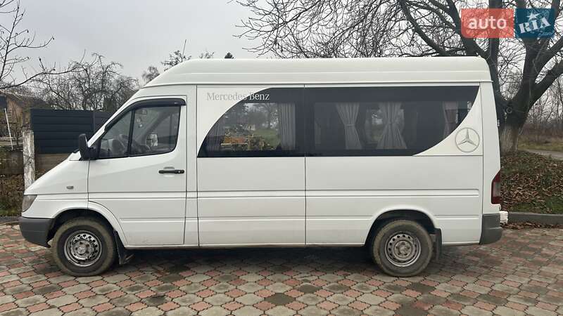 Седан Mercedes-Benz Sprinter 2006 в Черновцах