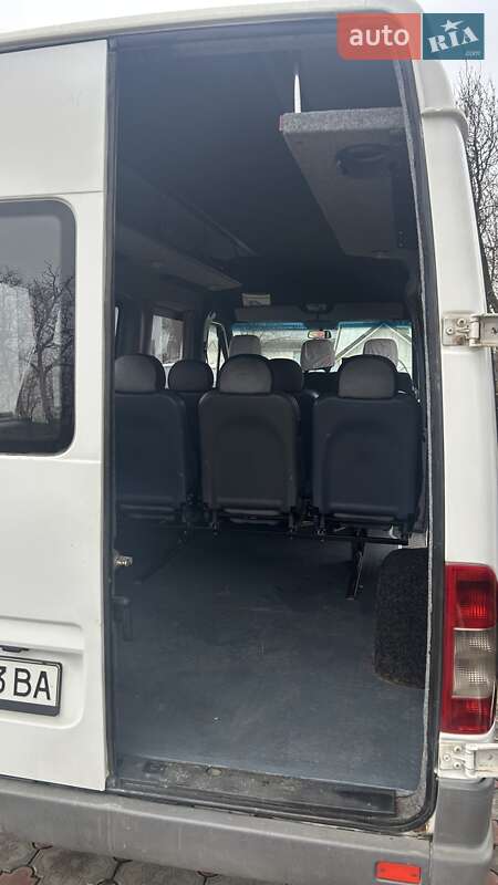 Седан Mercedes-Benz Sprinter 2006 в Черновцах