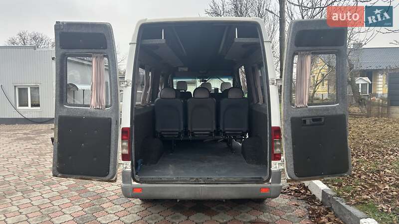 Седан Mercedes-Benz Sprinter 2006 в Черновцах