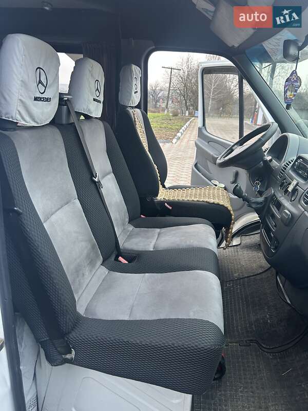 Седан Mercedes-Benz Sprinter 2006 в Черновцах