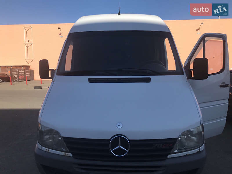 Грузовой фургон Mercedes-Benz Sprinter 2001 в Киеве