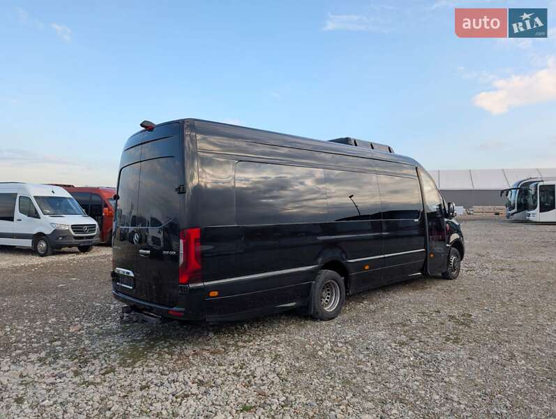 Туристичний / Міжміський автобус Mercedes-Benz Sprinter 2021 в Рівному