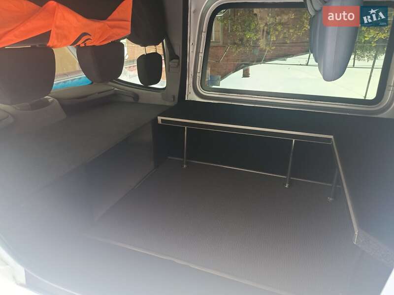 Вантажопасажирський фургон Mercedes-Benz Sprinter 2011 в Львові фото 4 Вантажопасажирський фургон Mercedes-Benz Sprinter 2011 в Львові
