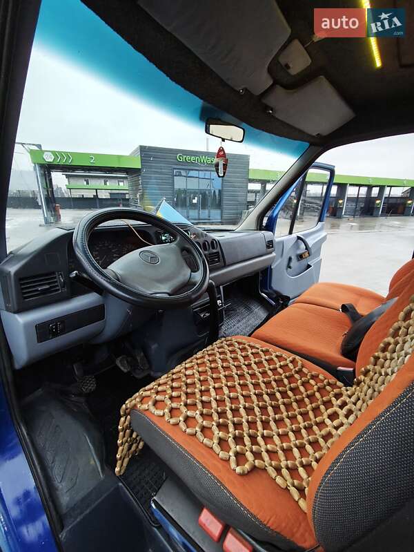 Грузопассажирский фургон Mercedes-Benz Sprinter 1997 в Каменец-Подольском