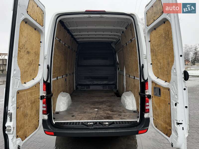 Вантажний фургон Mercedes-Benz Sprinter 2016 в Івано-Франківську