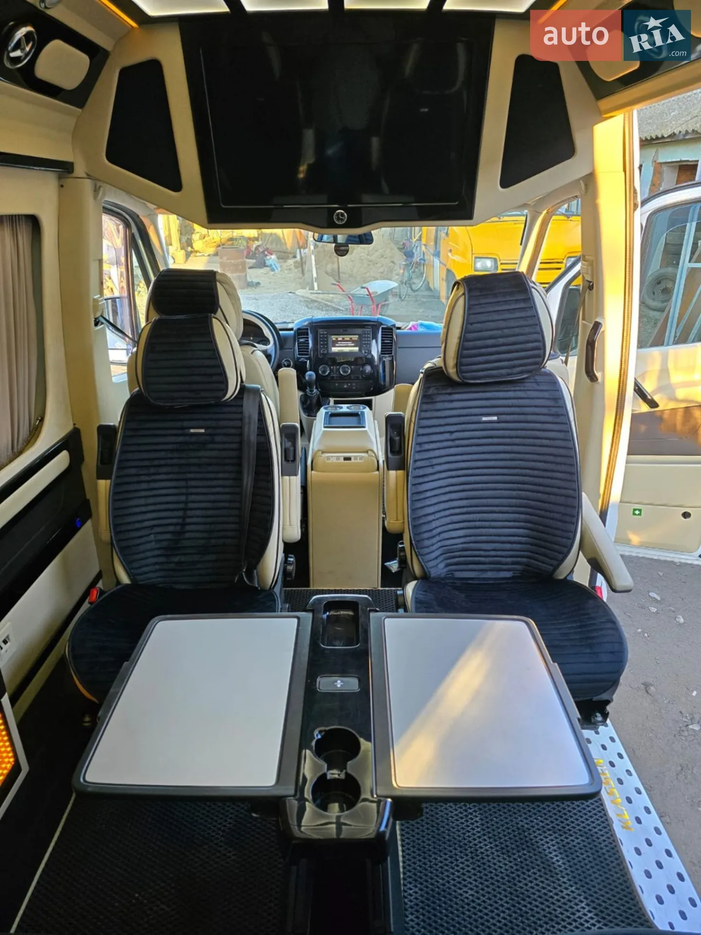 2016 Mercedes-Benz Sprinter - мініатюра 6