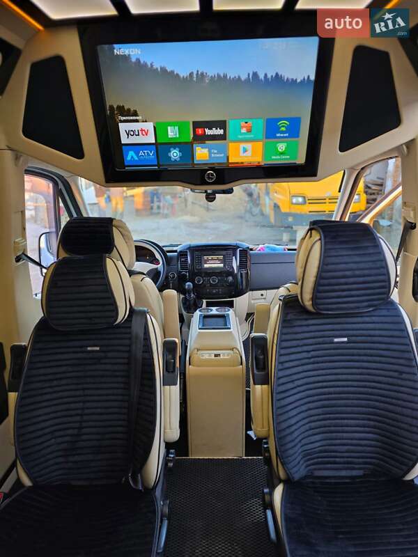 Мінівен Mercedes-Benz Sprinter 2016 в Рені