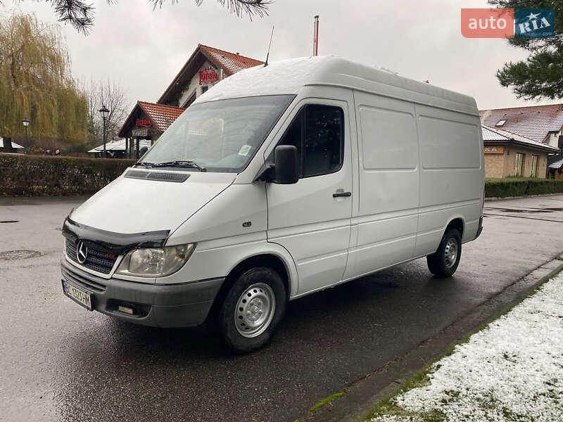 Грузовой фургон Mercedes-Benz Sprinter 2006 в Ивано-Франковске