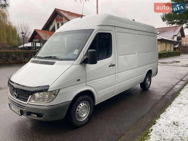 Грузовой фургон Mercedes-Benz Sprinter 2006 в Ивано-Франковске