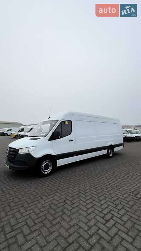 Mercedes-Benz Sprinter 2021