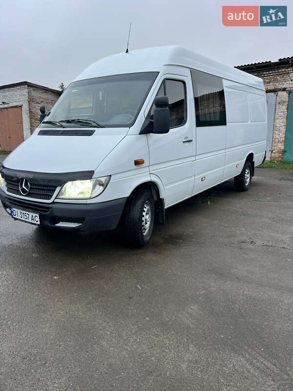 Вантажопасажирський фургон Mercedes-Benz Sprinter 2002 в Сарнах