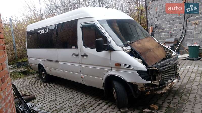 Mercedes-Benz Sprinter 2005