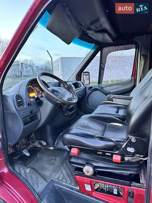 Грузопассажирский фургон Mercedes-Benz Sprinter 2005 в Черновцах