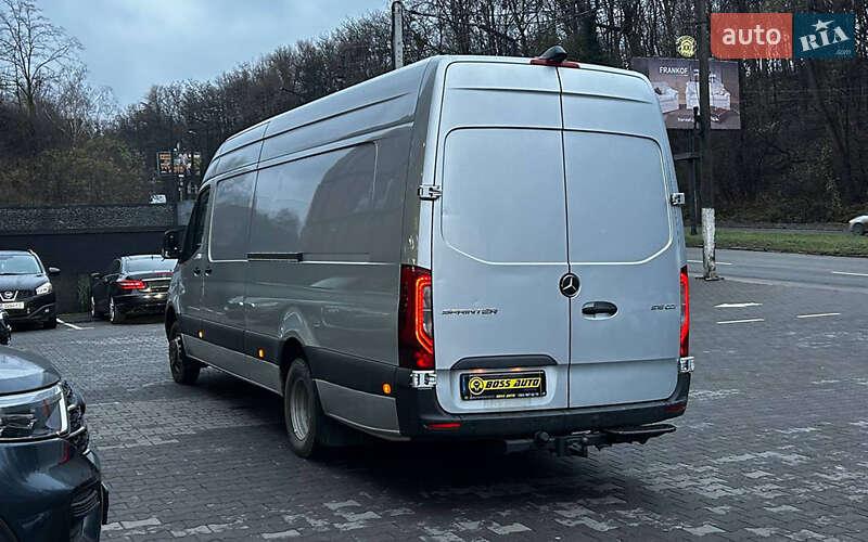 Вантажний фургон Mercedes-Benz Sprinter 2020 в Чернівцях