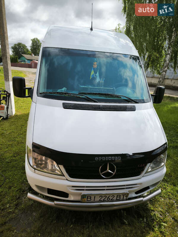 Mercedes-Benz Sprinter 2004