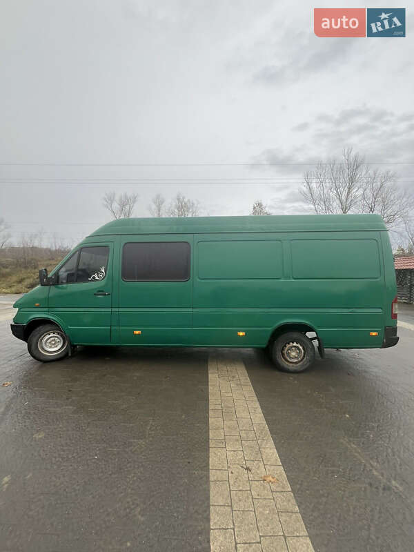 Грузовой фургон Mercedes-Benz Sprinter 1998 в Бедевле