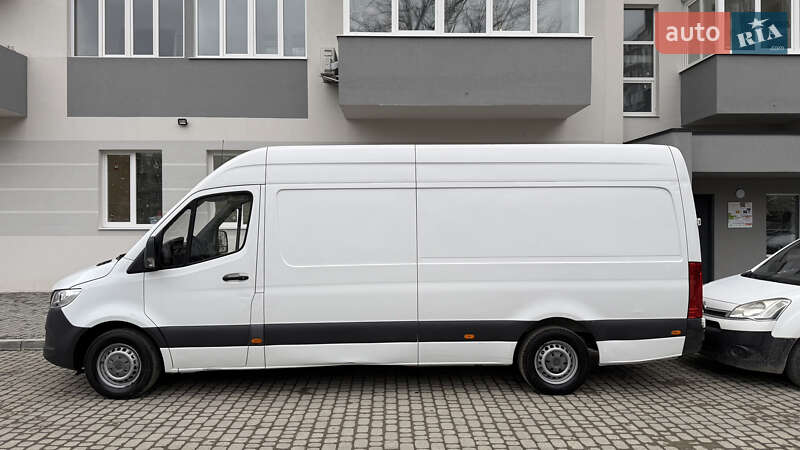 Вантажний фургон Mercedes-Benz Sprinter 2020 в Новояворівську