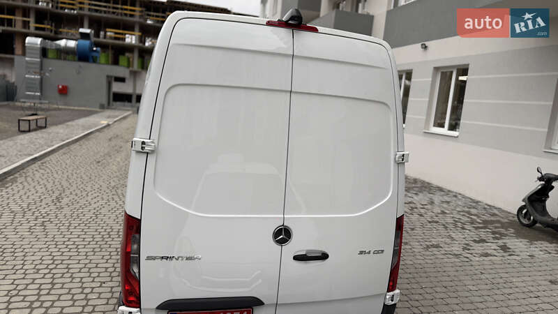 Вантажний фургон Mercedes-Benz Sprinter 2020 в Новояворівську