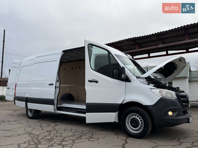 Вантажний фургон Mercedes-Benz Sprinter 2020 в Рівному