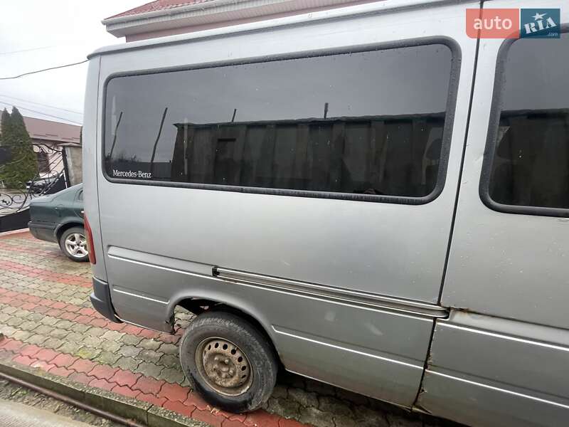 Микроавтобус Mercedes-Benz Sprinter 2004 в Ужгороде