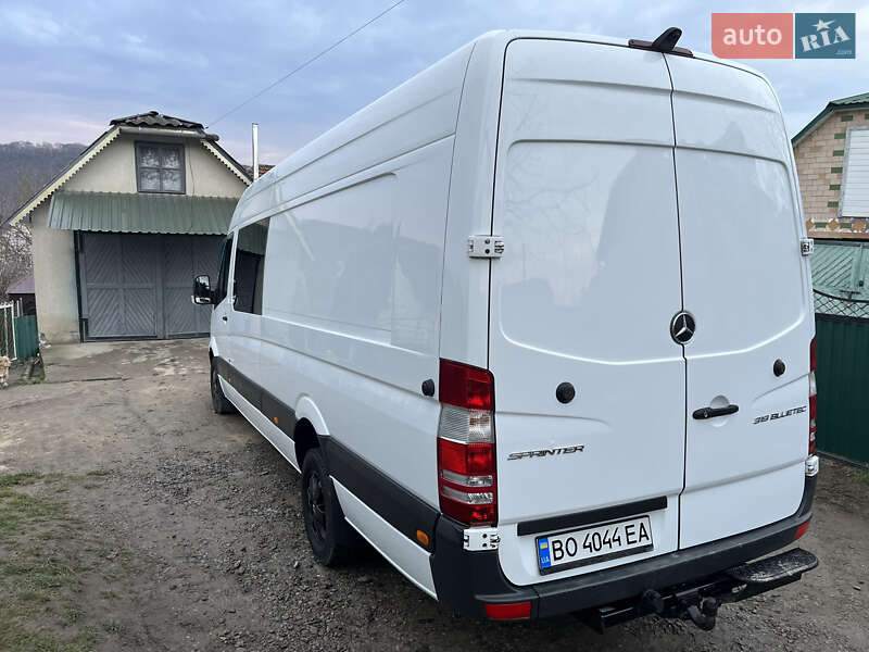 Мінівен Mercedes-Benz Sprinter 2015 в Чорткові