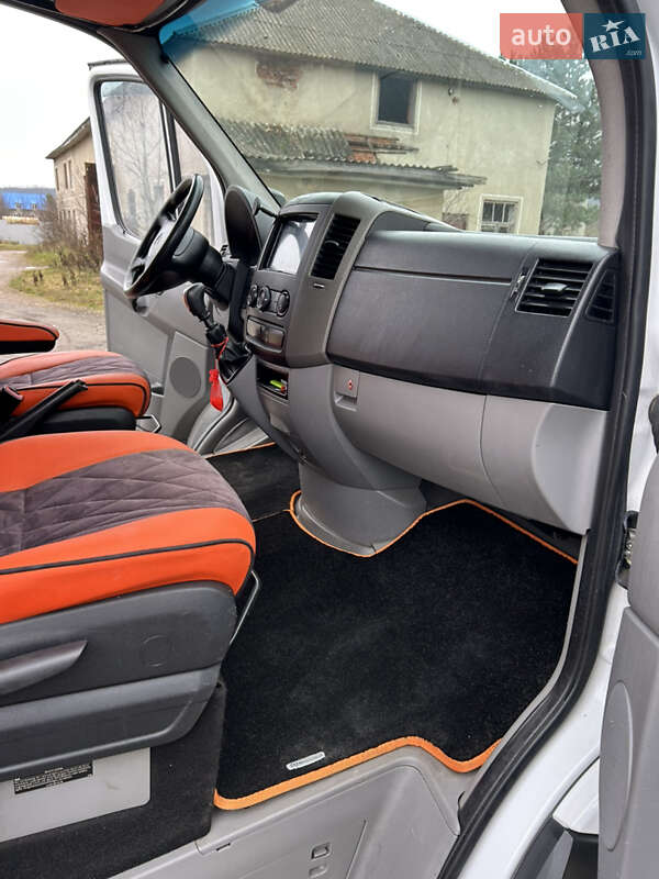 Вантажний фургон Mercedes-Benz Sprinter 2011 в Мельниці-Подільській
