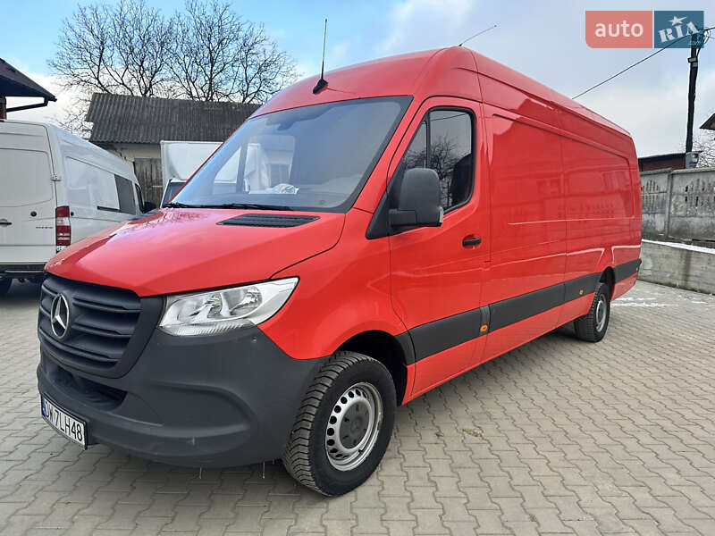 Грузовой фургон Mercedes-Benz Sprinter 2021 в Черновцах фото Грузовой фургон Mercedes-Benz Sprinter 2021 в Черновцах