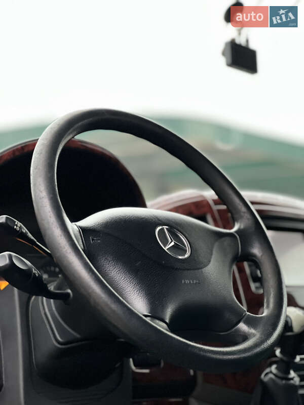 Вантажопасажирський фургон Mercedes-Benz Sprinter 2010 в Миколаєві