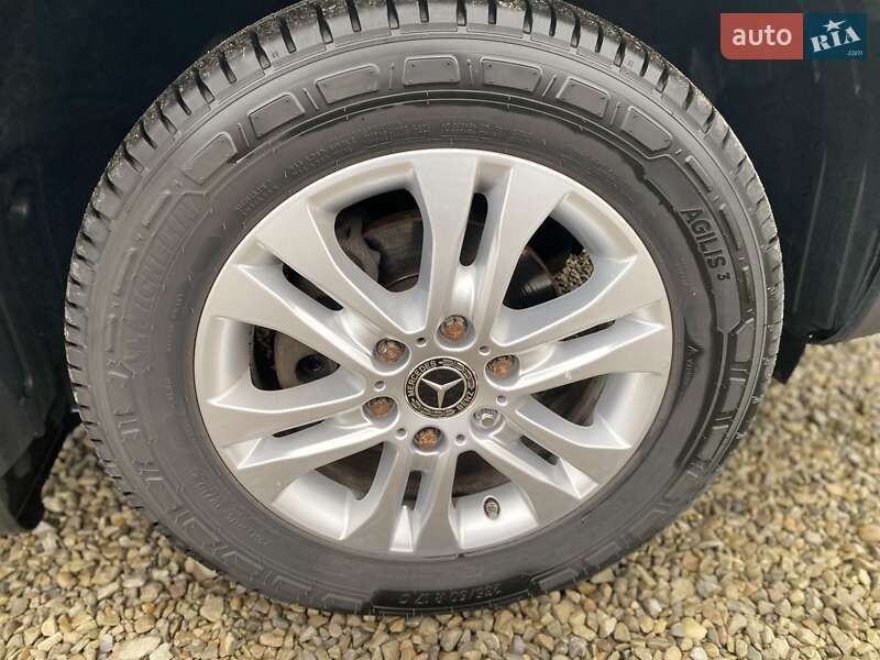 Вантажний фургон Mercedes-Benz Sprinter 2021 в Хусті