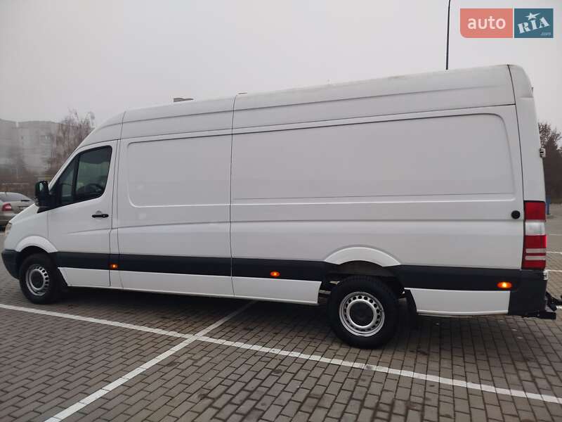 Вантажний фургон Mercedes-Benz Sprinter 2012 в Дрогобичі