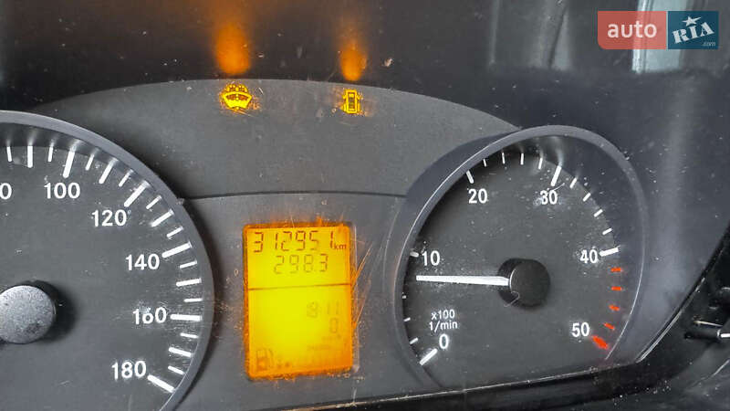 Вантажний фургон Mercedes-Benz Sprinter 2016 в Львові фото 15 Вантажний фургон Mercedes-Benz Sprinter 2016 в Львові