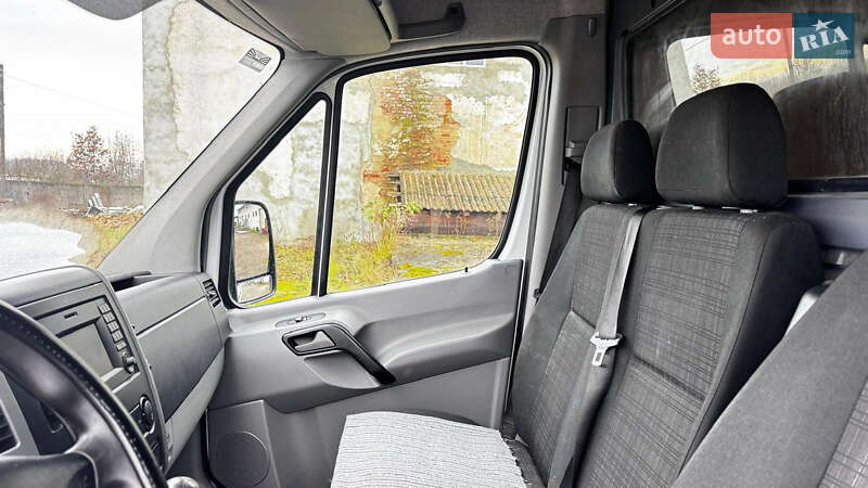 Вантажний фургон Mercedes-Benz Sprinter 2016 в Львові фото 11 Вантажний фургон Mercedes-Benz Sprinter 2016 в Львові