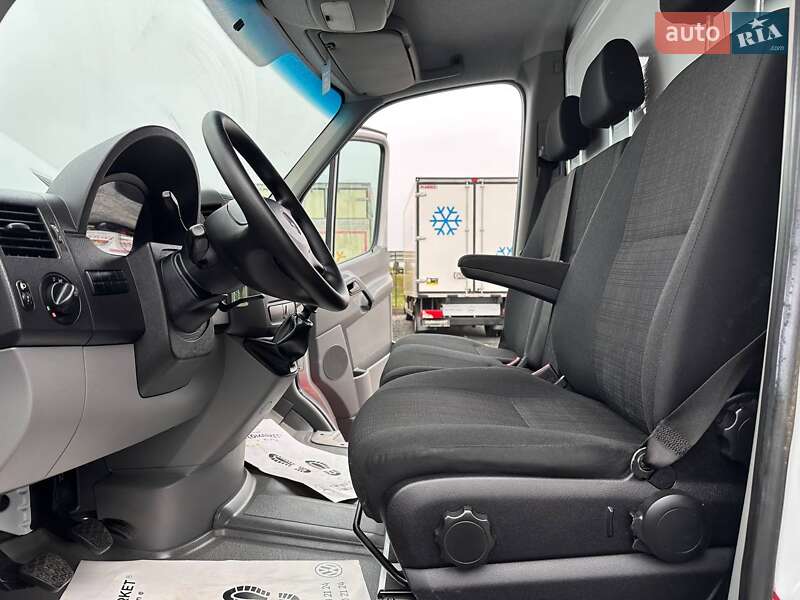 Вантажний фургон Mercedes-Benz Sprinter 2018 в Рівному