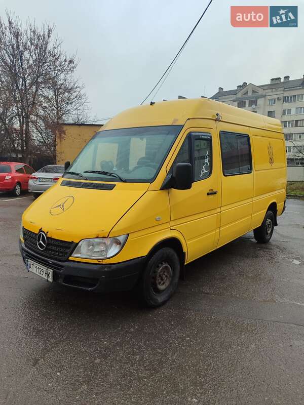Mercedes-Benz Sprinter 2004
